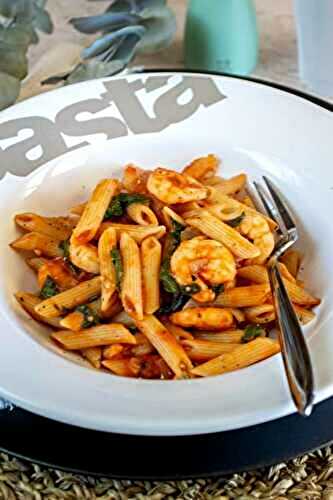 Penne aux crevettes sauce marinara