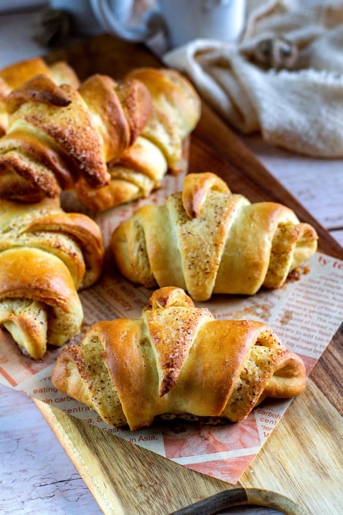 Croissants briochés façon cinnamon rolls