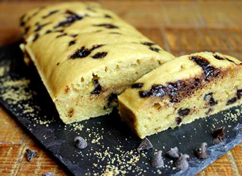 Cake tout moelleux aux pépites de chocolat à la vapeur douce- sans gluten et sans lait