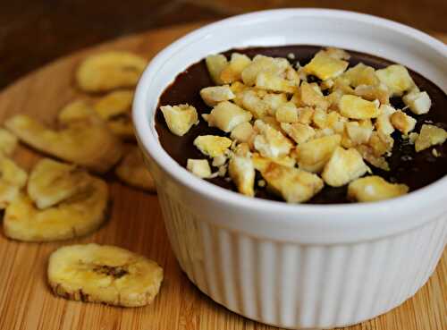 Crèmes dessert tout choco          (crumble banane & cajou)