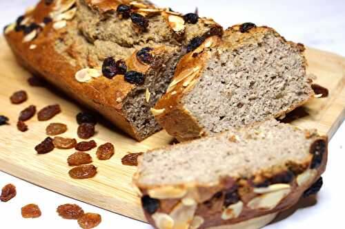 Banana bread à la farine de sarrasin et au tahin