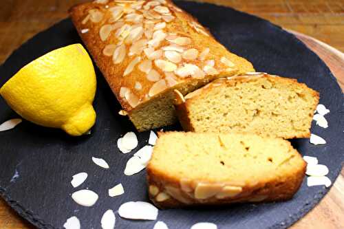 Cake au citron, à la poudre d'amande et à l'huile d'olive