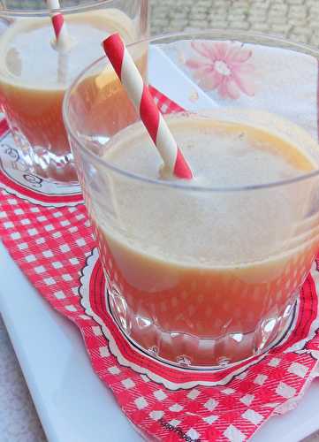 Jus de pomme, concombre et grenade