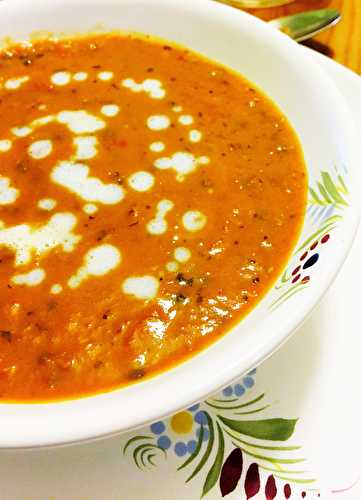 Soupe de lentilles du Puy au curry et crème de coco