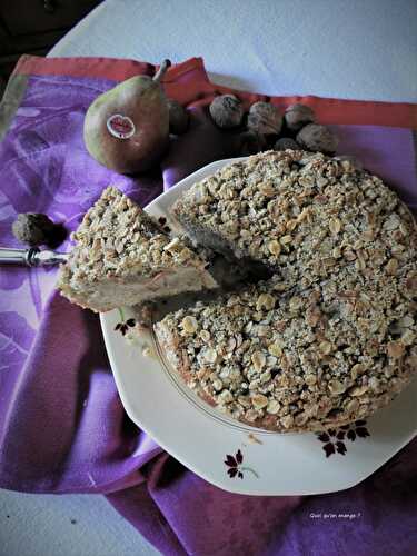 Financier poire et noix, crumble de flocons d’avoine