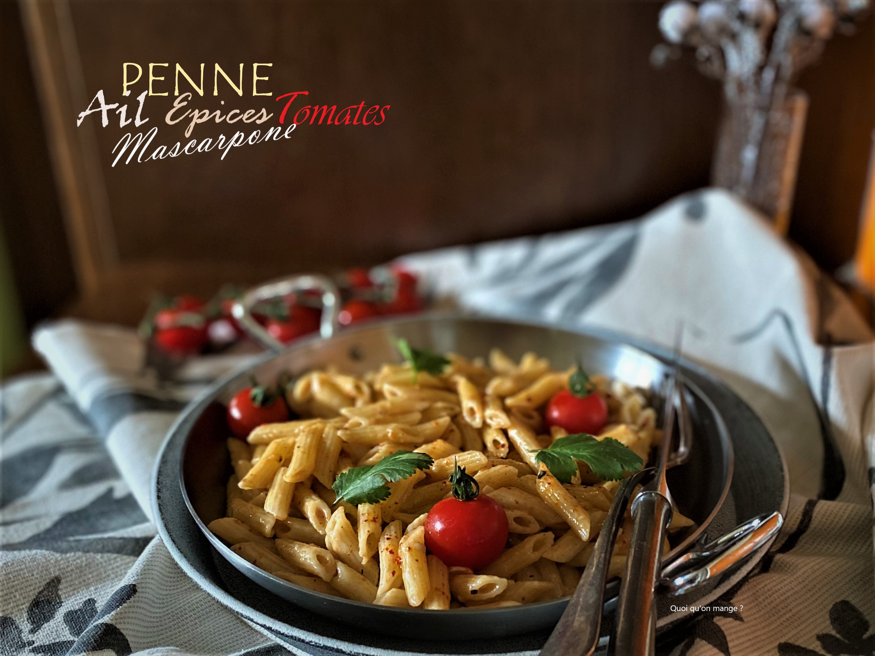 Penne à l’ail, épices, tomate et mascarpone de Sabrina Ghayour