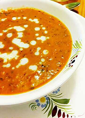 Soupe de lentilles du Puy au curry et crème de coco