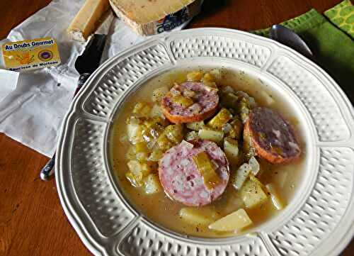 Soupe jurassienne à la saucisse de Morteau