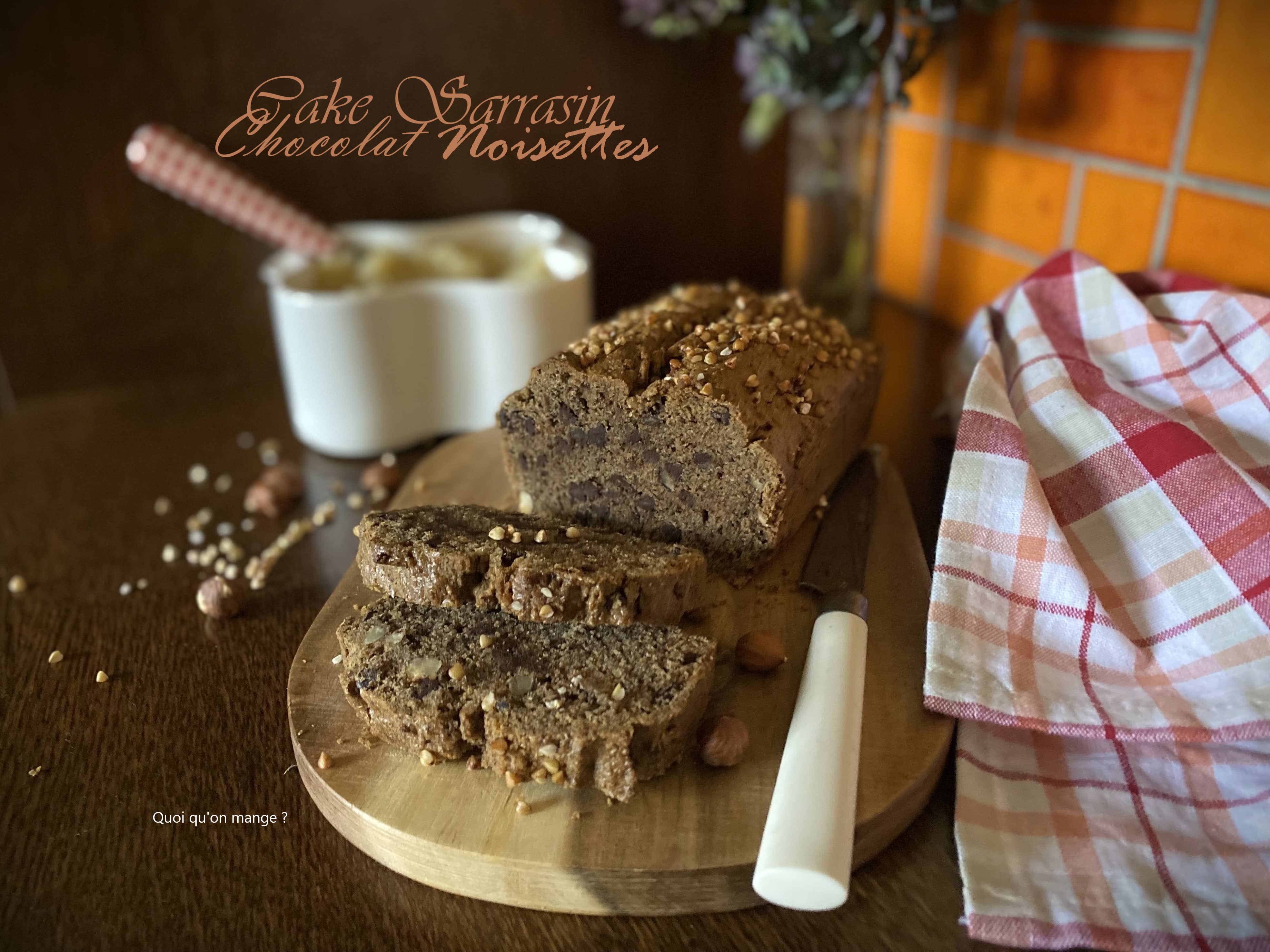 Cake sarrasin – chocolat et noisettes {IG bas – sans gluten}