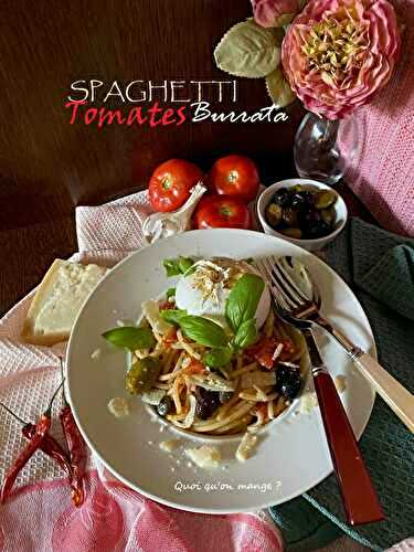 Spaghetti à l’Ail Rôti et aux Tomates Fraîches à déguster avec une Burrata