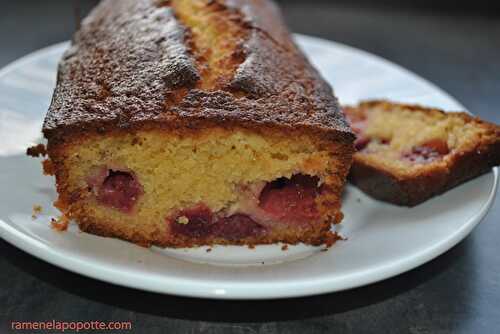 Cake au lemon curd et framboises