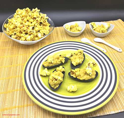 Coquilles de crème de maïs et pop-corn au curry