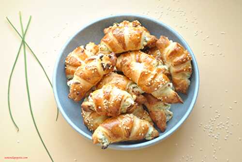 Croissants au fromage et herbes