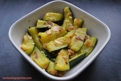 Salade de courgettes au curry