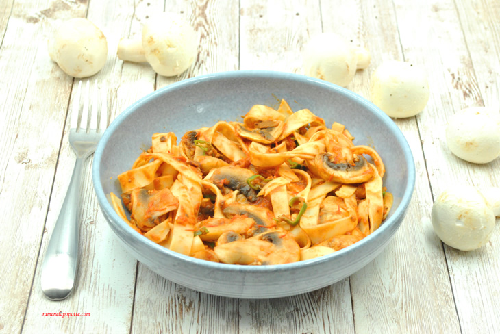 Pâtes champignons tomate