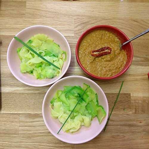 Tagliatelles de courgettes sauce arrabiata