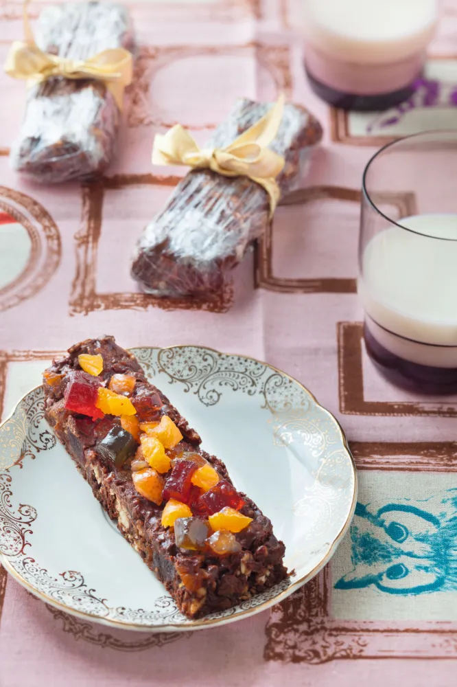 Barres de céréales au chocolat et aux abricots secs