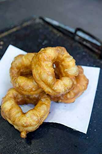 Beignets d'oignons à l'ail fondants