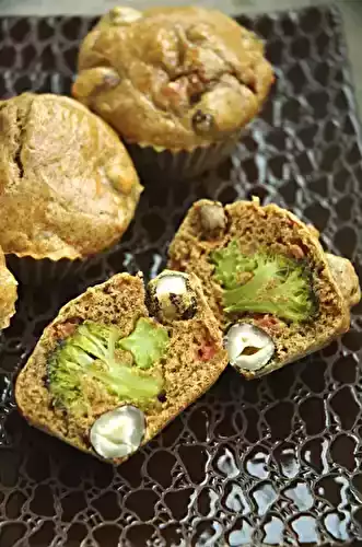 Cake aux brocolis, tomates et noisettes