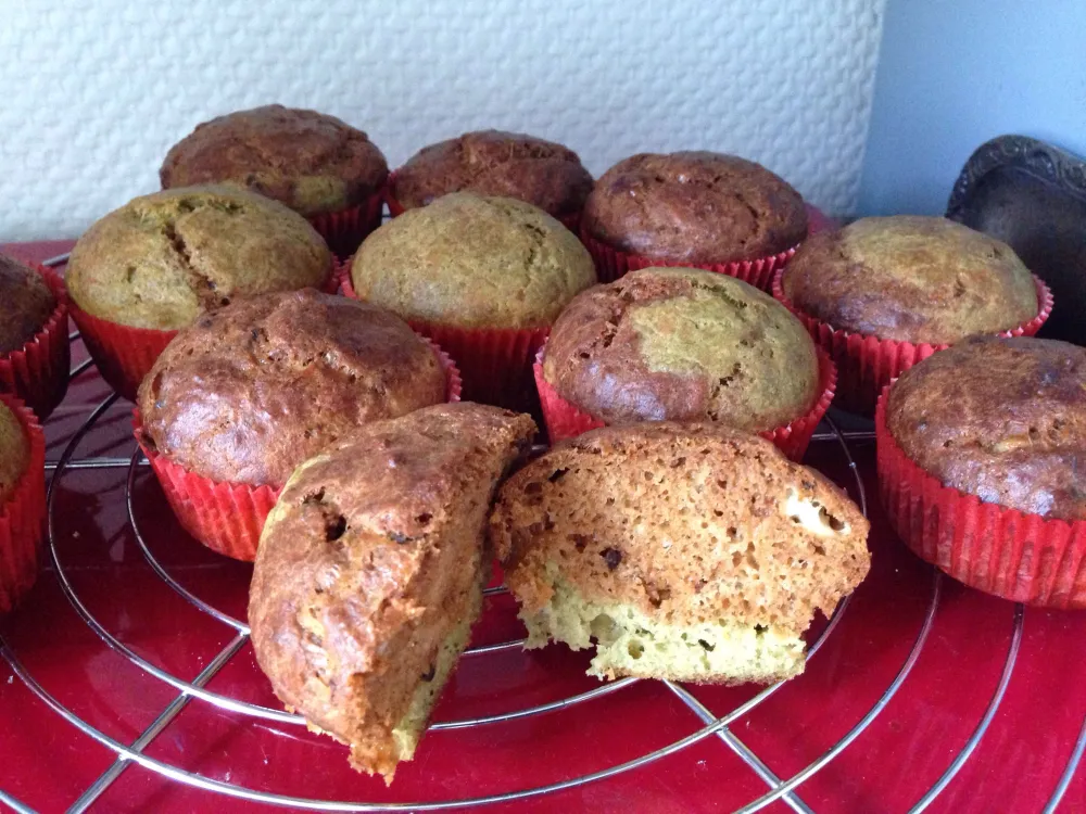 Cake marbré pesto-tomates confites
