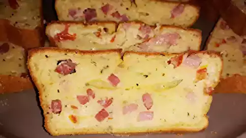 Cake salé au boursin et aux lardons