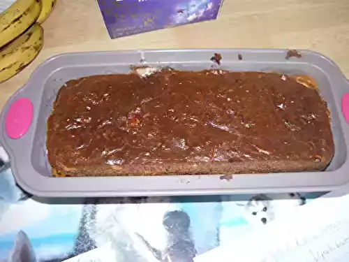 Cake tapenade, tomates confites et chèvre