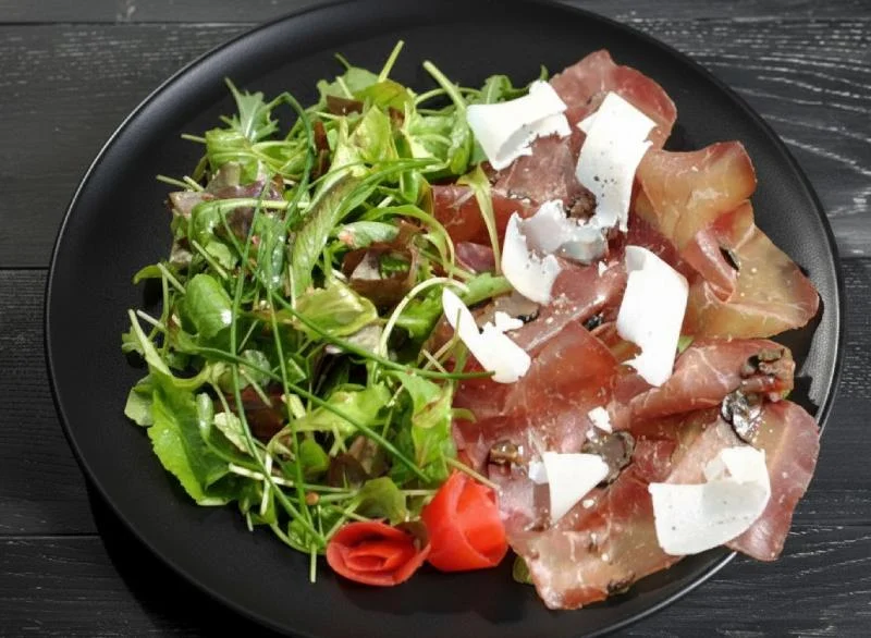 Carpaccio de bresaola et truffes