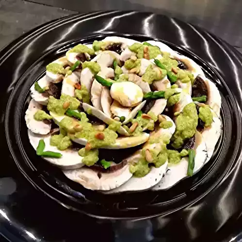 Carpaccio de champignons de paris au pesto d'asperges