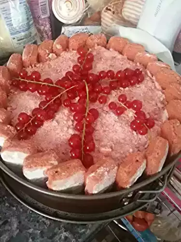 Charlotte légère aux fruits rouges (sans gélatine)