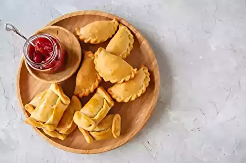 Chaussons thon tomate mozzarella