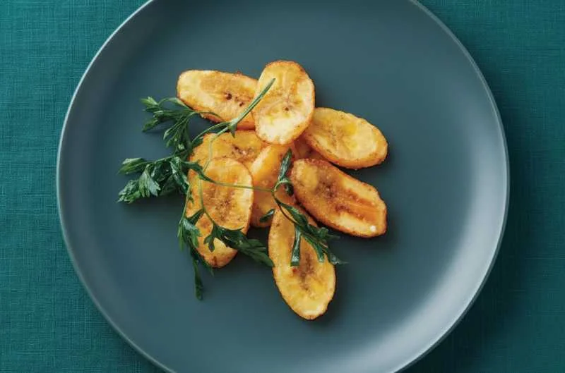 Chips de banane rapides et légères