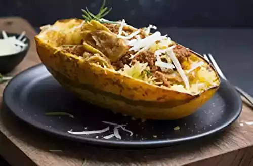 Courge spaghetti aux lardons tomates et fromage