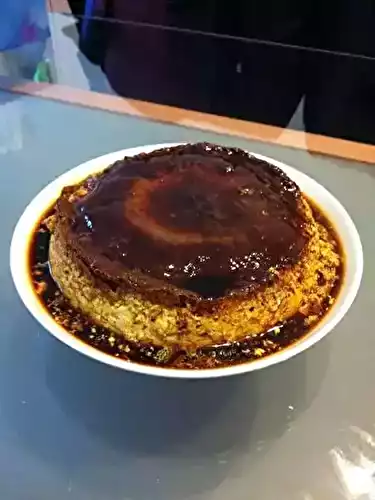 Crème caramel renversée