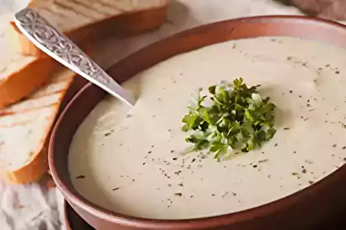 Crème de choux-fleur à la fève Tonka