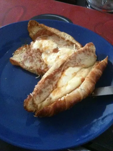 Croissants à la bisque de homards