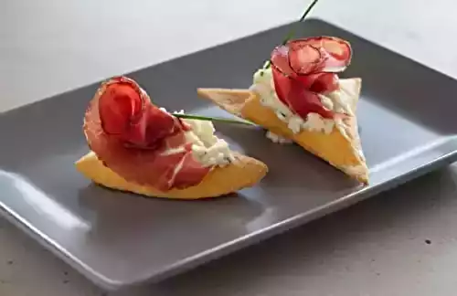 Crostini de jambon et bresaola