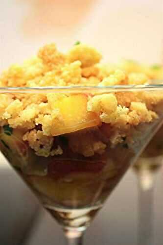 Crumble aux pêches caramélisées aux miel de provence