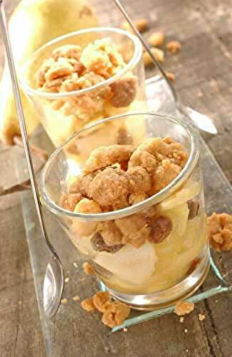 Crumble aux pommes, poires, raisins