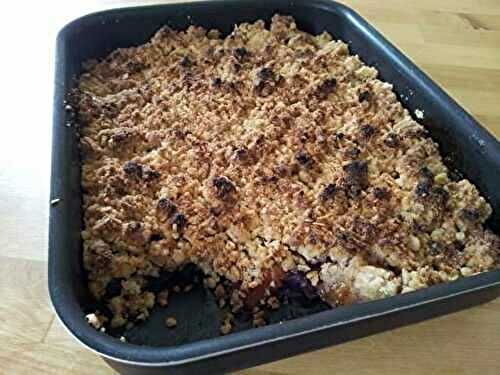 Crumble pêche-ananas aux flocons davoine