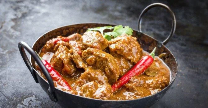Curry d'agneau au lait de coco