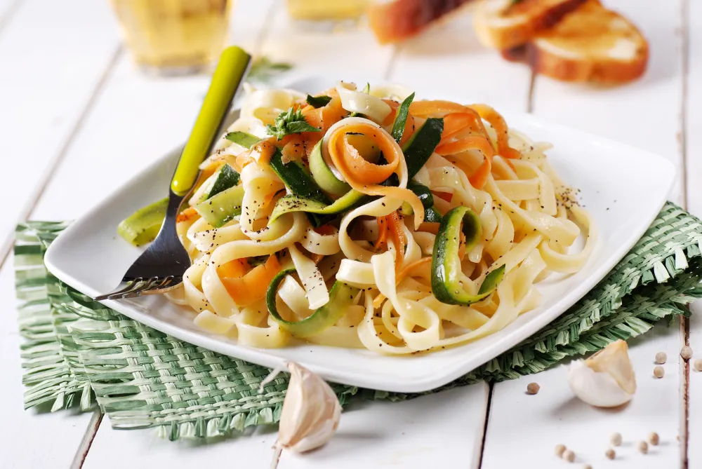 Duo de tagliatelles complètes et tagliatelles de carottes