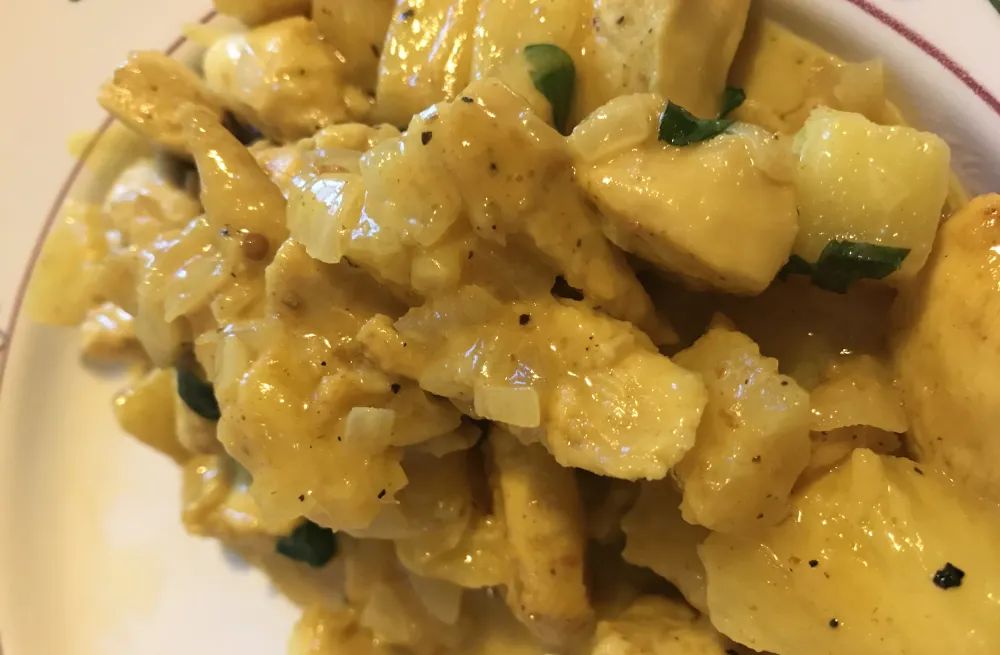 Escalopes de poulet à l'ananas et au curry