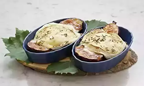 Figues rôties au rocamadour, au miel et au thym