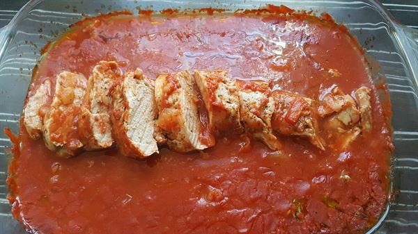 Filet mignon de porc à la tomate