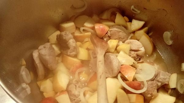 Filet mignon de porc aux pommes