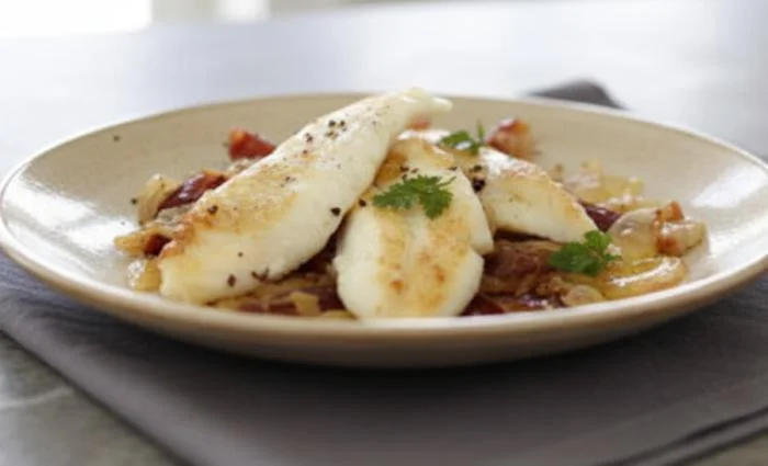 Filets de Saint-Pierre aux dattes et aux oignons