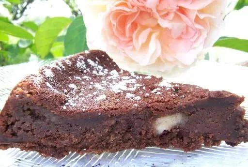 Fondant chocolat, poires et pâte d'amande de Jeanne