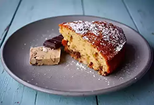 Gâteau au nougat et au chocolat au lait au caramel