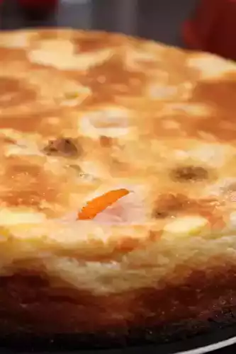 Gâteau aux raisins et abricots secs