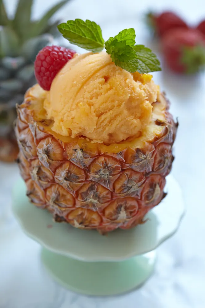 Glace à l'ananas